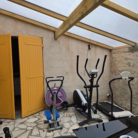 Domaine De La Sarrotte Bed & Breakfast Saugon ภายนอก รูปภาพ
