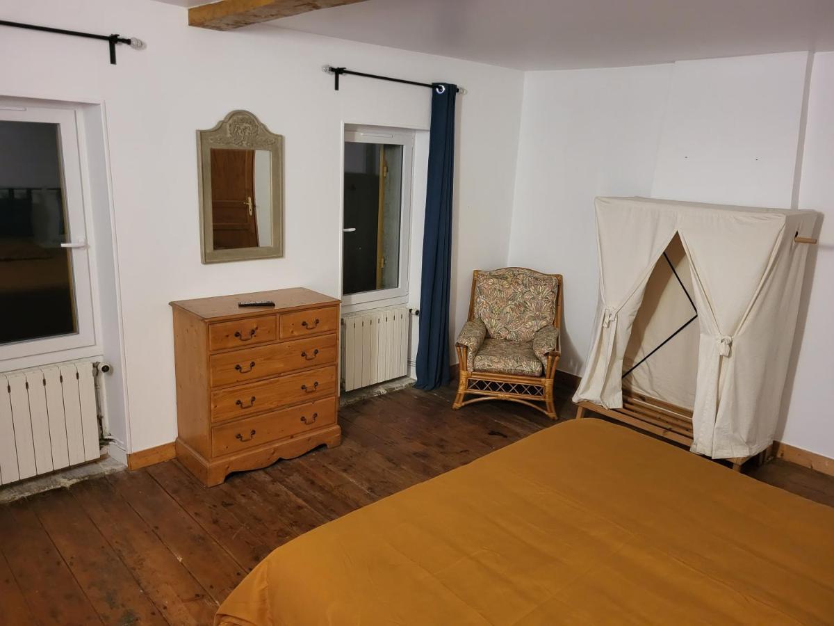 Domaine De La Sarrotte Bed & Breakfast Saugon ภายนอก รูปภาพ