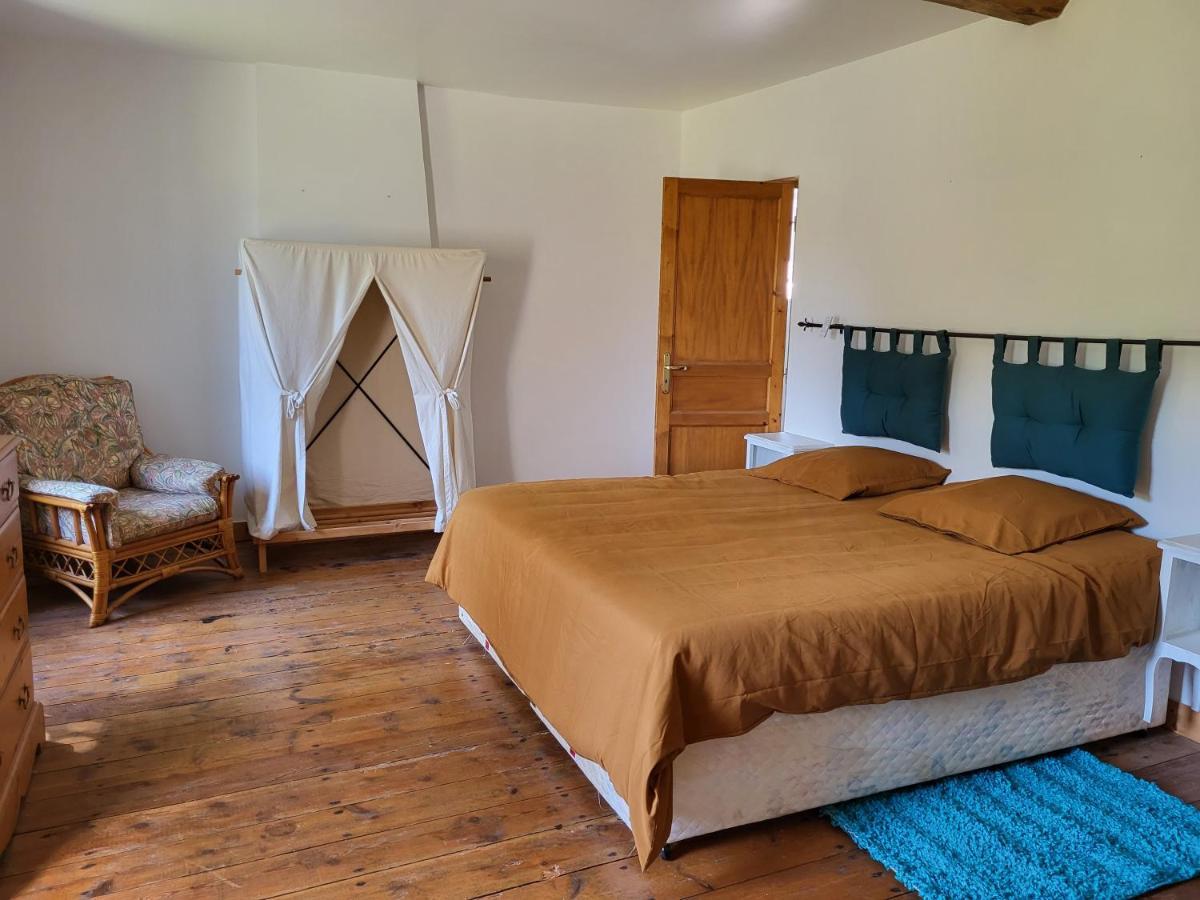 Domaine De La Sarrotte Bed & Breakfast Saugon ภายนอก รูปภาพ