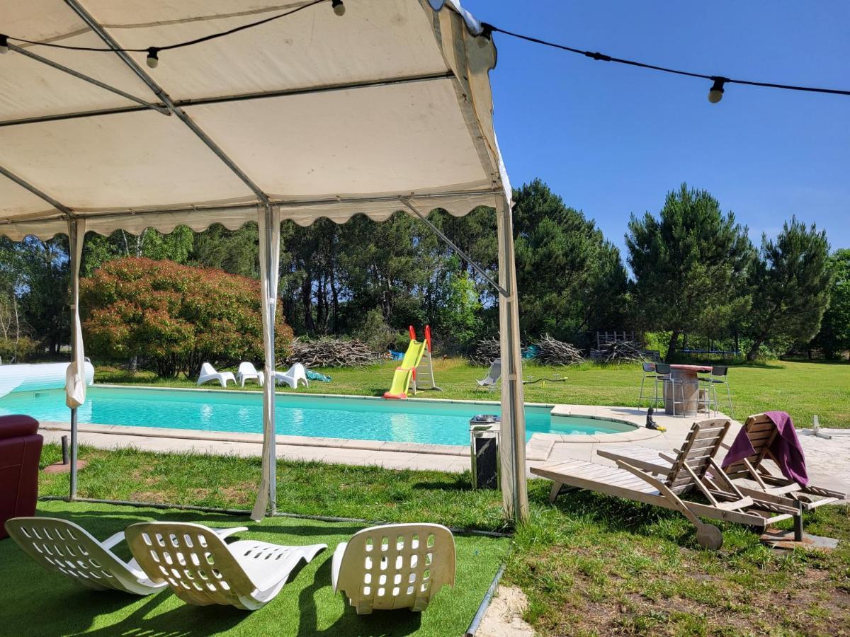 Domaine De La Sarrotte Bed & Breakfast Saugon ภายนอก รูปภาพ