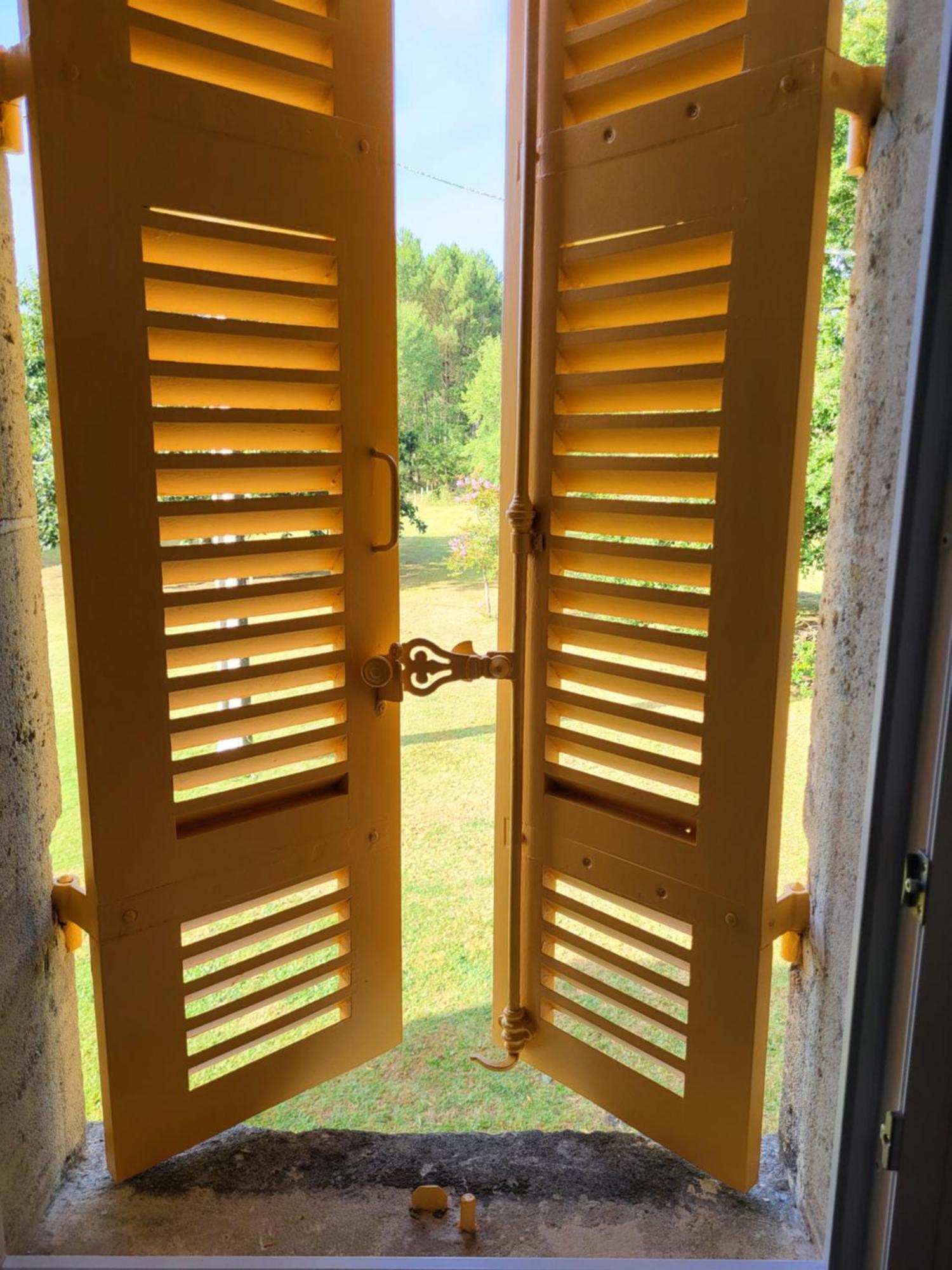 Domaine De La Sarrotte Bed & Breakfast Saugon ภายนอก รูปภาพ